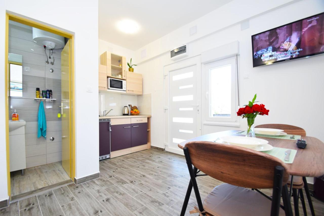 Holiday Home Zeljko,Marija & Jakov Стариград-Пакленица Экстерьер фото