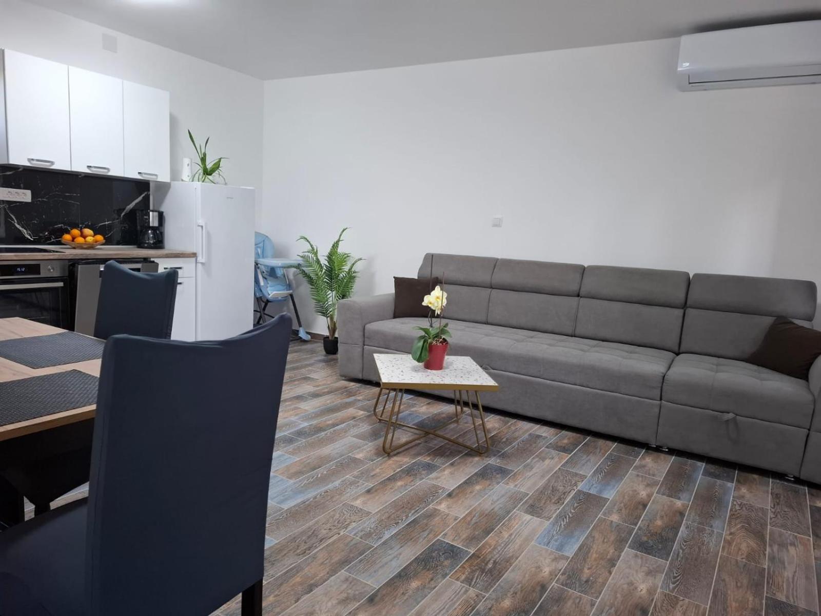 Holiday Home Zeljko,Marija & Jakov Стариград-Пакленица Экстерьер фото